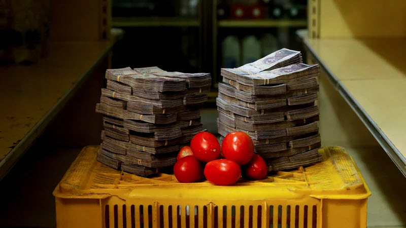 5 million bolivars for 2 lbs tomatoes